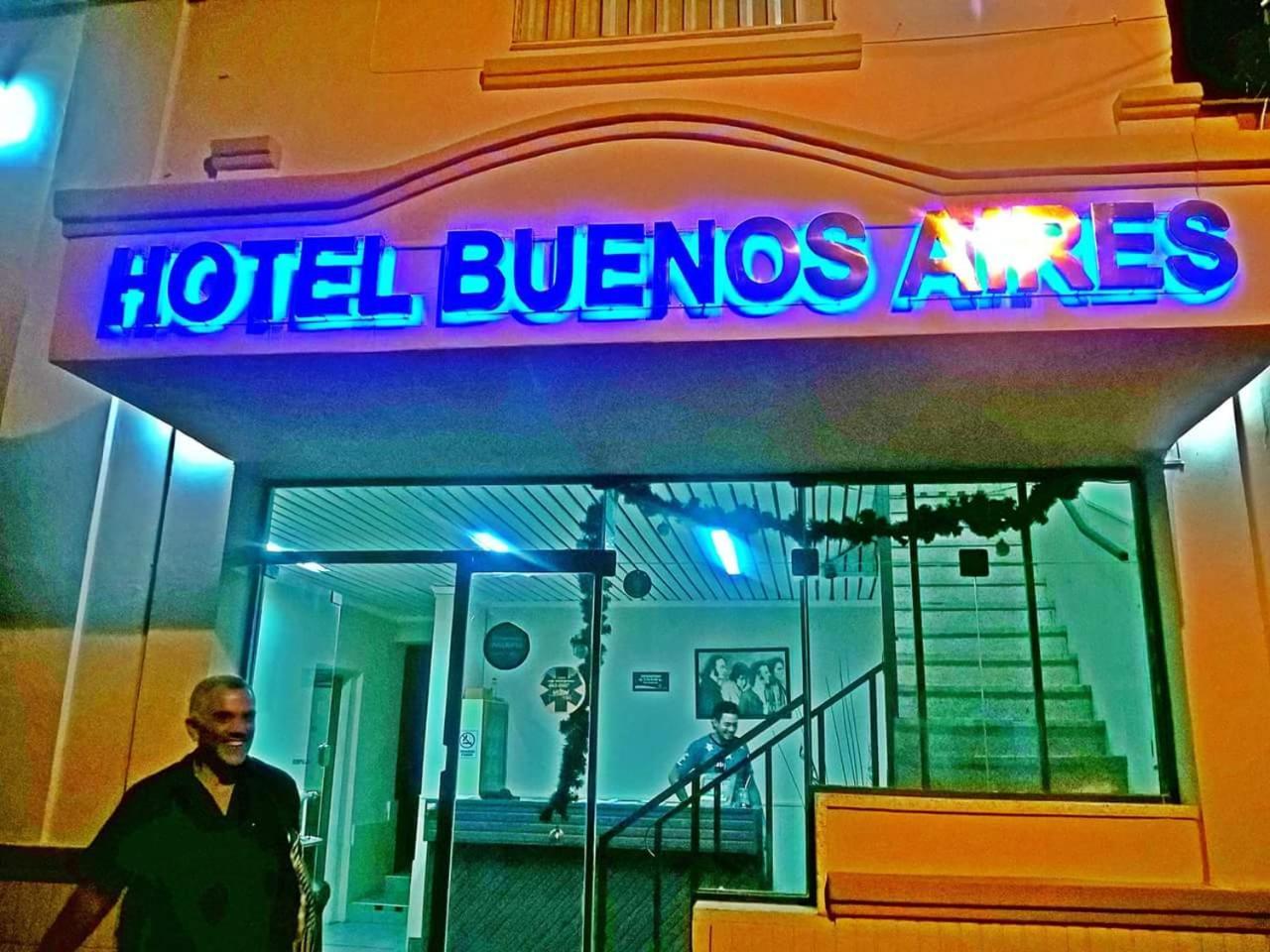 Hotel Residencial Buenos Aires San Luis Bagian luar foto